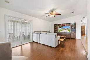 1534 Hillcrest Dr, The Villages, FL 32159 - Photo 14