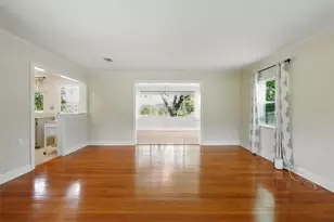 1426 Crestview Dr, Mount Dora, FL 32757 - Photo 4