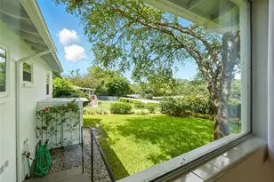1426 Crestview Dr, Mount Dora, FL 32757 - Photo 8