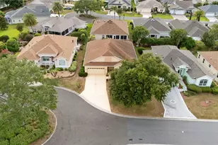 1570 Gifford Ct, The Villages, FL 32162 - Photo 2