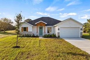 577 Dowling Cir, Lady Lake, FL 32159 - Photo 1