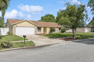 2911 Autumnwood Trail, Apopka, FL 32703 - Photo 2