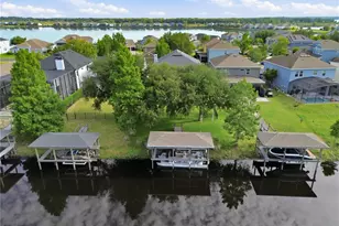 718 Barefoot Bay Loop, Groveland, FL 34736 - Photo 18
