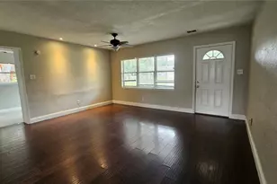314 Woodland Dr, Eustis, FL 32726 - Photo 8