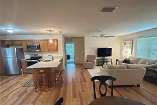 716 Truman Ave, Lady Lake, FL 32159 - Photo 8