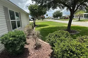 716 Truman Ave, Lady Lake, FL 32159 - Photo 2