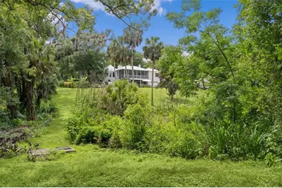 306 N Clayton Street, Mount Dora, FL 32757 - Photo 2
