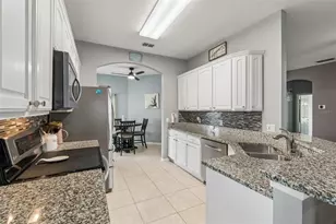 218 Bay Dr, Kissimmee, FL 34759 - Photo 14