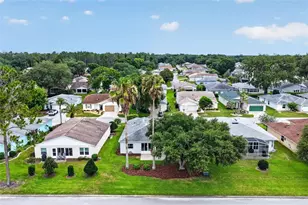 751 Old Oaks Ln, Leesburg, FL 34748 - Photo 6