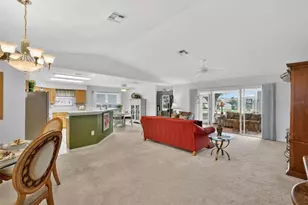 751 Old Oaks Ln, Leesburg, FL 34748 - Photo 10