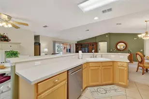 751 Old Oaks Ln, Leesburg, FL 34748 - Photo 16