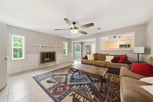 112 E Gardenia St, Howey in the Hills, FL 34737 - Photo 14