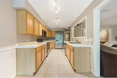 112 E Gardenia Street, Howey in the Hills, FL 34737 - Photo 10