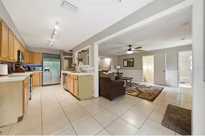 112 E Gardenia Street, Howey in the Hills, FL 34737 - Photo 12