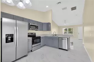 2717 Savannah Dr, Leesburg, FL 34748 - Photo 8