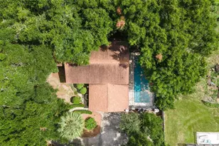 1214 W Crooked Lake Pl, Eustis, FL 32726 - Photo 54