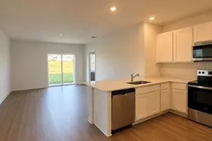 4229 Evernia Rd, Tavares, FL 32778 - Photo 4