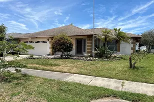 10738 Lazy Lake Dr, Orlando, FL 32821 - Photo 1