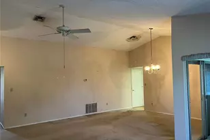 10738 Lazy Lake Dr, Orlando, FL 32821 - Photo 6