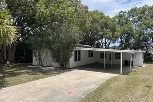 16815 SE 101st Ct Rd, Summerfield, FL 34491 - Photo 1