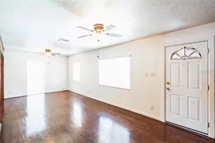 612 Kensington St, Eustis, FL 32726 - Photo 10