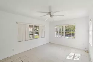612 Kensington St, Eustis, FL 32726 - Photo 12
