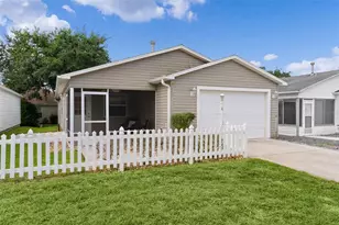 8201 SE 169th Palownia Loop, The Villages, FL 32162 - Photo 4