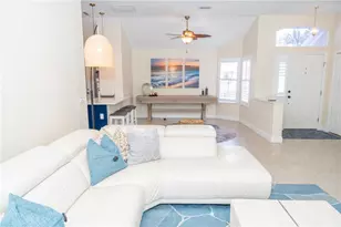 714 Bay Hill Ct, Lady Lake, FL 32159 - Photo 8