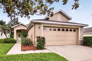 1005 St Ives Ct, Mount Dora, FL 32757 - Photo 2