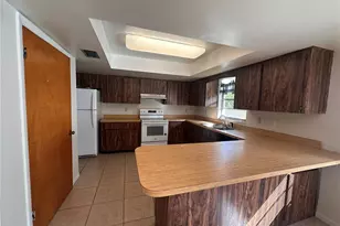 25946 Pine Ridge Rd, Paisley, FL 32767 - Photo 2