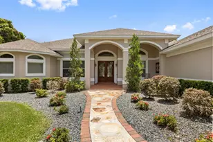 15900 Acorn Cir, Tavares, FL 32778 - Photo 42