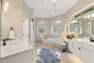 15900 Acorn Cir, Tavares, FL 32778 - Photo 22
