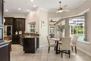 15900 Acorn Cir, Tavares, FL 32778 - Photo 10