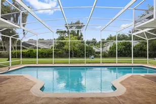 15900 Acorn Cir, Tavares, FL 32778 - Photo 2