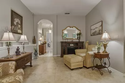1066 Mesa Verde Court, Clermont, FL 34711 - Photo 10