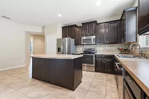 20945 Oldenburg Loop, Mount Dora, FL 32757 - Photo 6