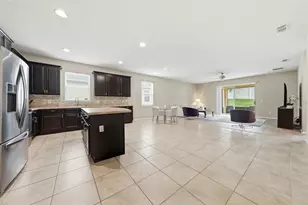 20945 Oldenburg Loop, Mount Dora, FL 32757 - Photo 2