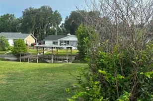 919 Cr 482D, Lake Panasoffkee, FL 33538 - Photo 40
