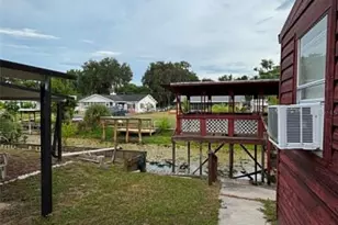 919 Cr 482D, Lake Panasoffkee, FL 33538 - Photo 32