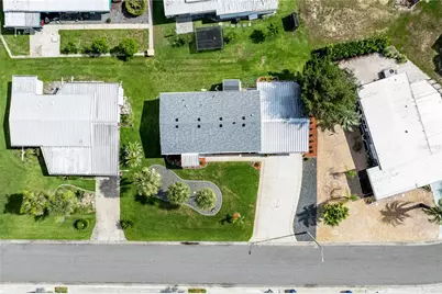 2611 Vindale Road, Tavares, FL 32778 - Photo 2