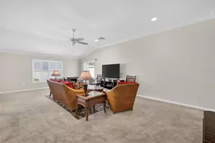 535 Cammarano Pl, The Villages, FL 32162 - Photo 12