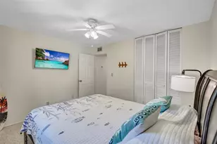 7687 117th St, Seminole, FL 33772 - Photo 30