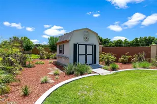 26515 Savage Cir, Howey in the Hills, FL 34737 - Photo 8