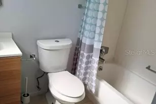 1100 E Caroline St, Tavares, FL 32778 - Photo 6