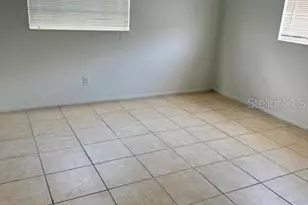 1100 E Caroline St, Tavares, FL 32778 - Photo 8