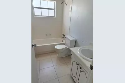 1100 E Caroline Street #119, Tavares, FL 32778 - Photo 8