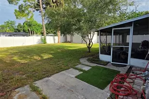 835 Golden Isle Dr, Mount Dora, FL 32757 - Photo 8