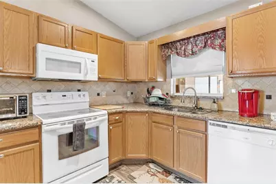 200 Waters Edge Drive, Leesburg, FL 34748 - Photo 18