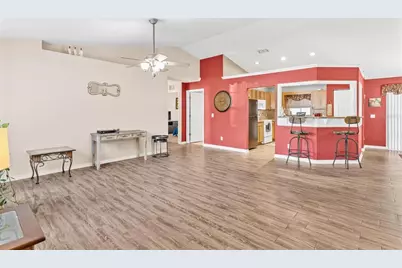 200 Waters Edge Drive, Leesburg, FL 34748 - Photo 12