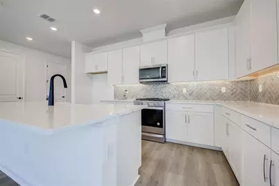 144 Thorne Lane, Sarasota, FL 34240 - Photo 12